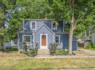 537 Graafschap Rd, Holland, MI 49423