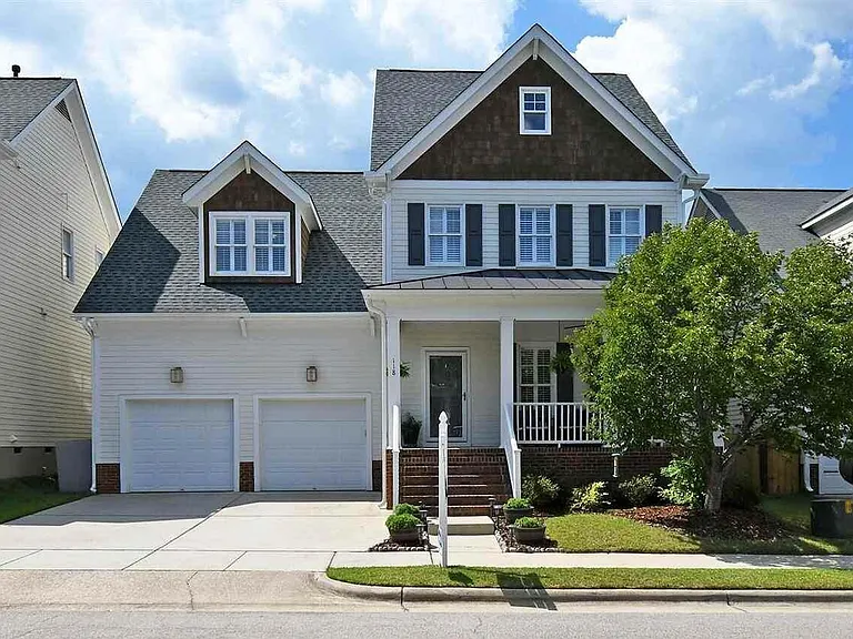 118 Naperville Dr — Photo 1