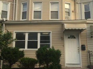 10444 91st Ave, Richmond Hill, NY 11418