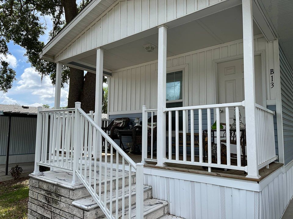 2nd image of 8880 SW 27th Ave #B13