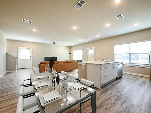 3rd image of 4102 Sarno Dr #4319