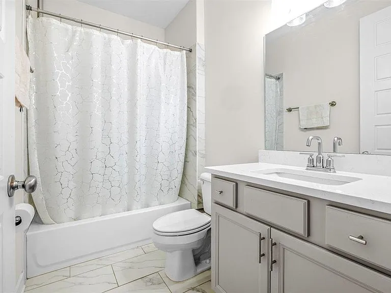 609 Yvonne Bend Dr — Photo 16