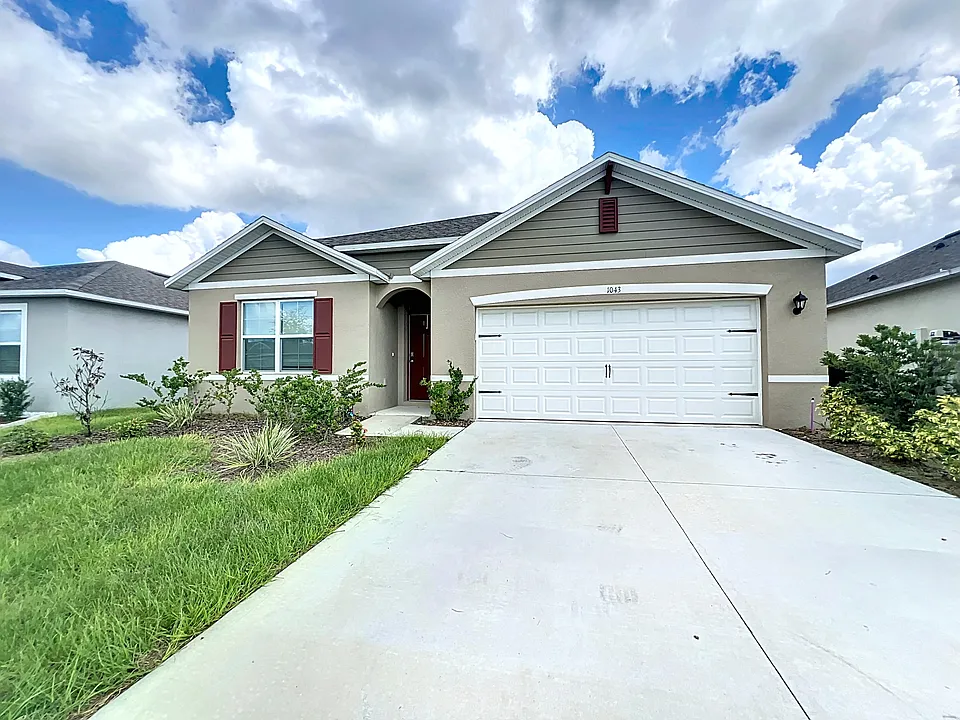 1043 Cascade Dr