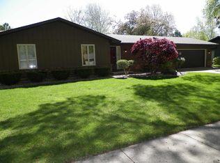 1527 Sellery St, Middleton, WI 53562