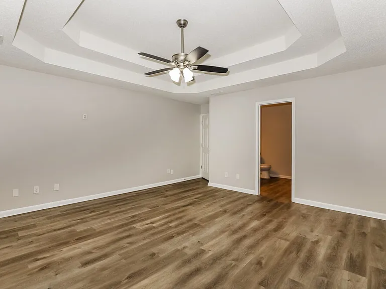 5567 Katherine Village Dr — Photo 10