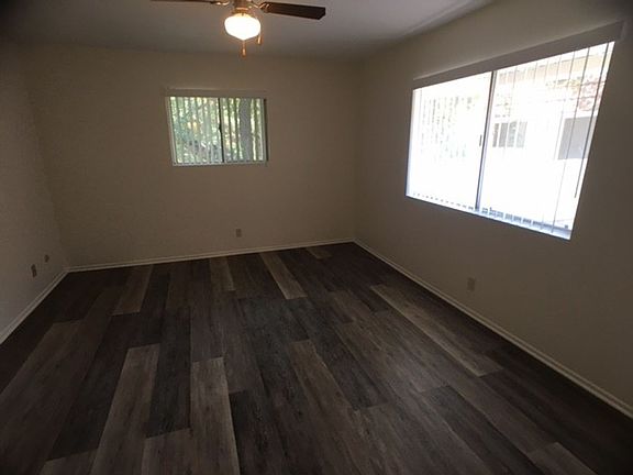 4th image of 607 Emily St APT B