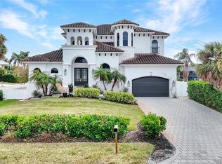 494 Seagull AVE, NAPLES, FL 34108