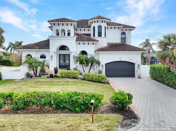 494 Seagull AVE, NAPLES, FL 34108