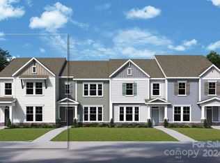 10031 Mamillion Dr, Huntersville, NC 28078