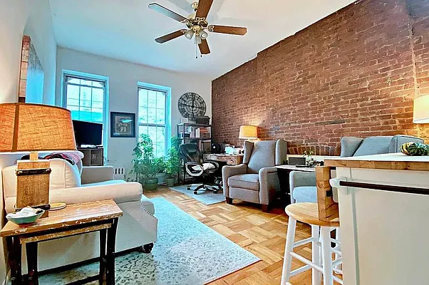 51 West 69th Street #5B