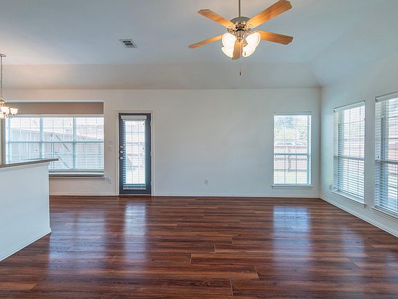 4th image of 12206 Grayhawk Blvd