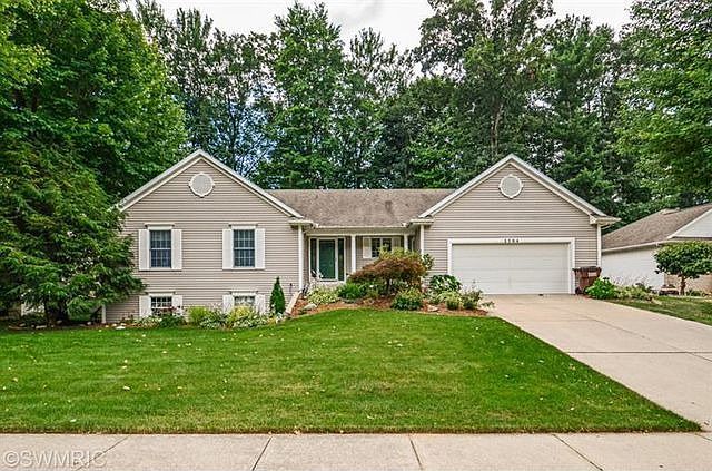 1st image of 2584 Golfbury Dr SW