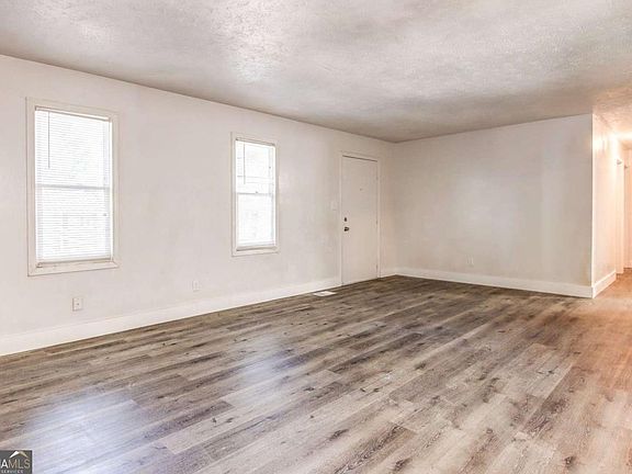 5th image of 1764 Big Horn Ct SE