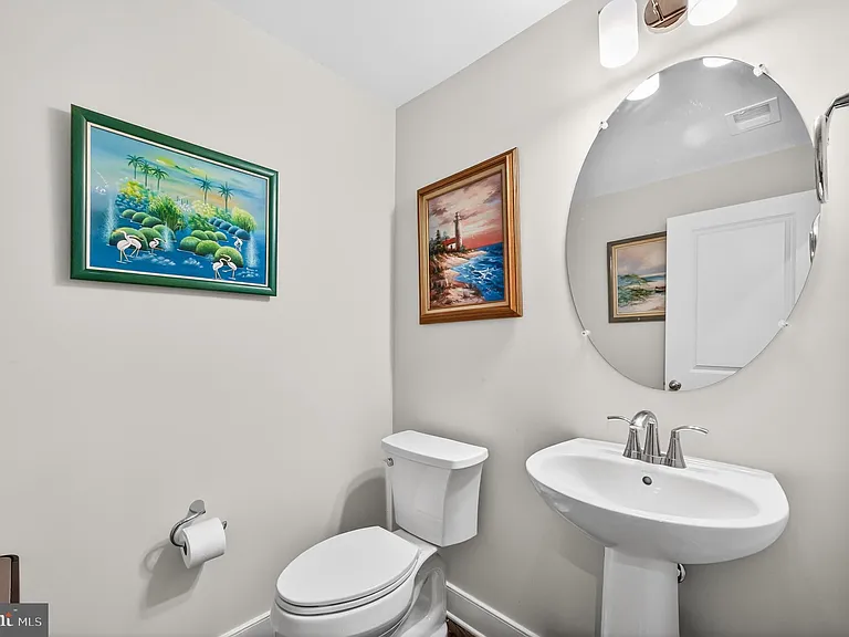 1013 S Taylor Ct — Photo 28