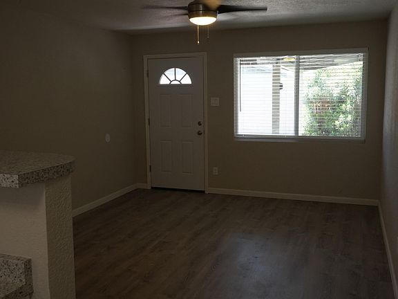 3rd image of 2612 W PIERSON Street
