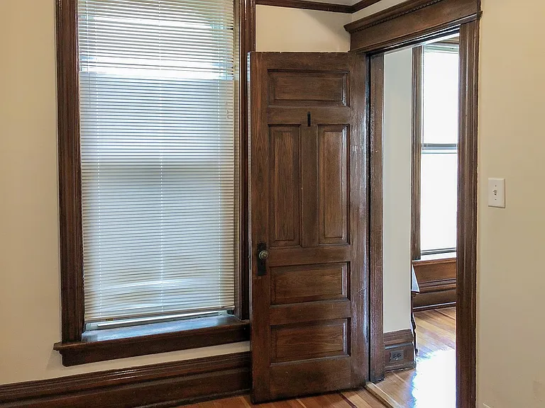 849 W Wellington Ave — Photo 17