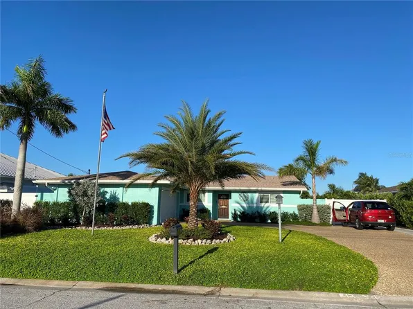 3708 Royal Palm Dr, Bradenton, FL 34210