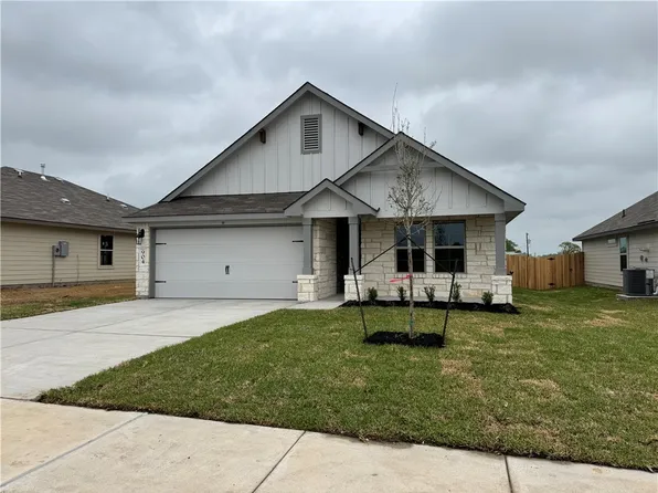 904 Legrand St, Brenham, TX 77833