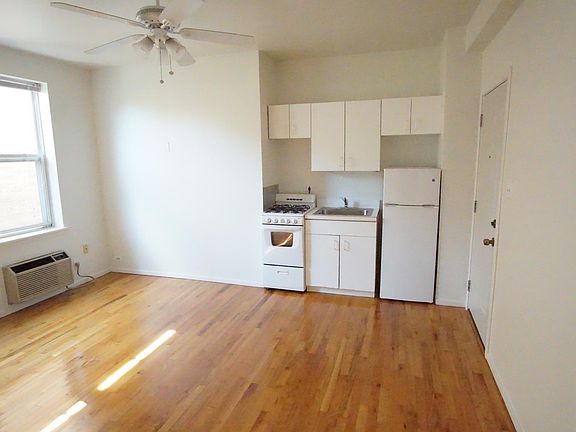 5th image of 5959-63 N Kenmore Ave #410