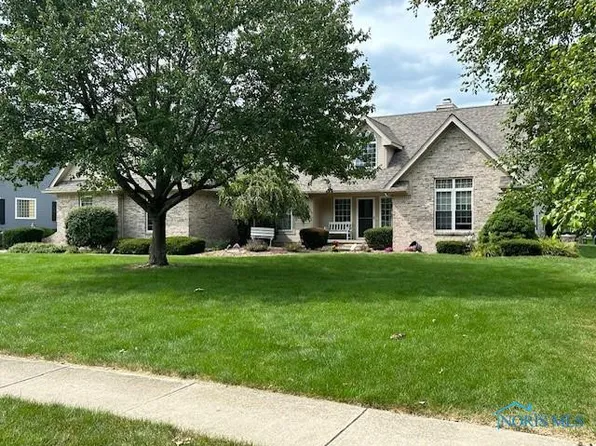 5283 Pintail Ln, Northwood, OH 43619