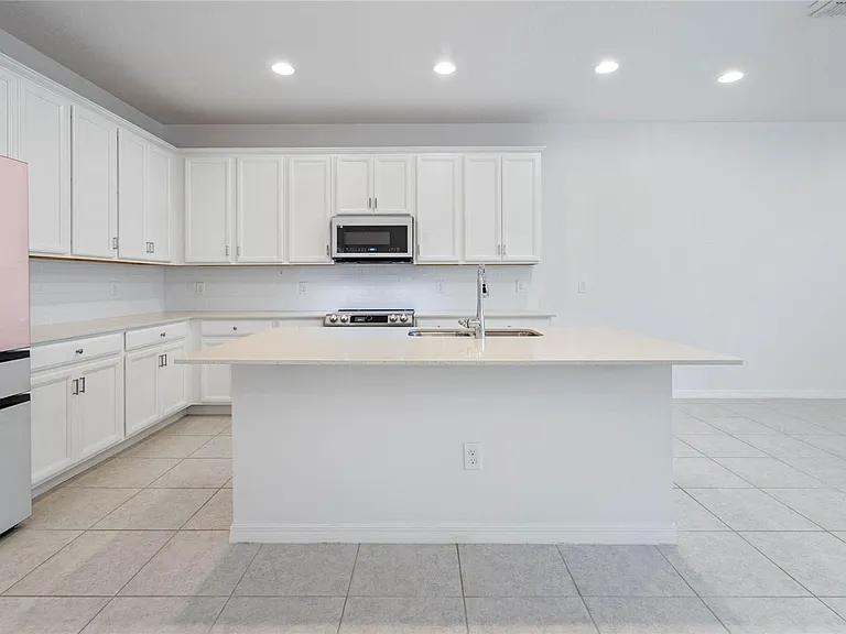 8149 Mosaic Ln — Photo 7