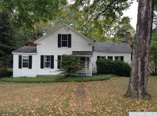 606 Albany Tpke, Old Chatham, NY 12136