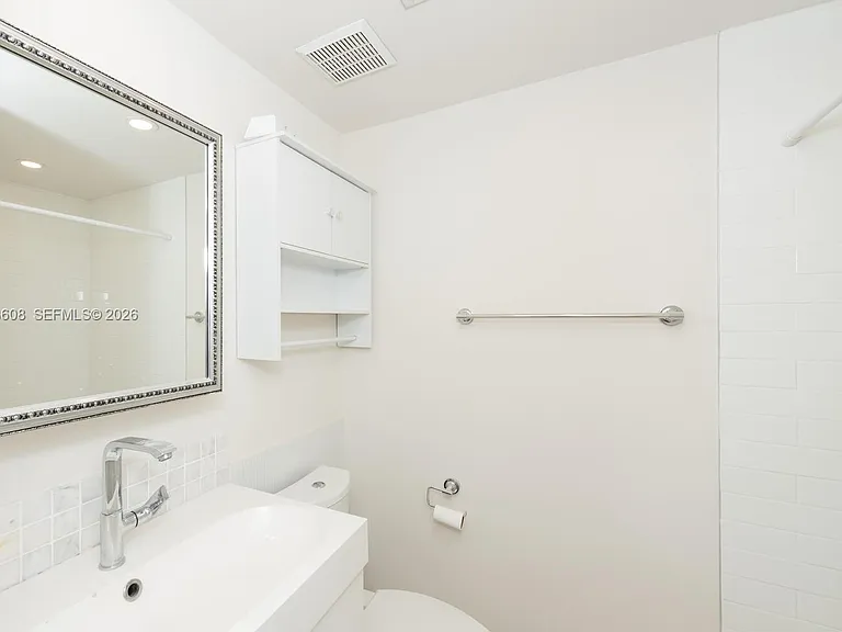 2801 Florida Ave #411 — Photo 9