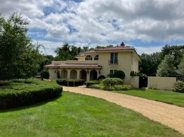 35 Nanigian Rd, Paxton, MA 01612