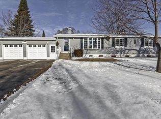 3020 Hannah St, Marinette, WI 54143