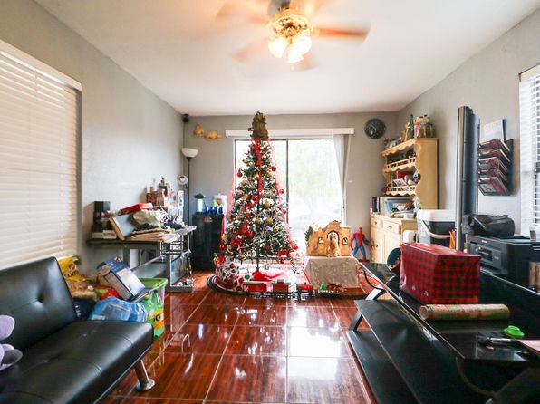 laredo-texas-49632448 picture