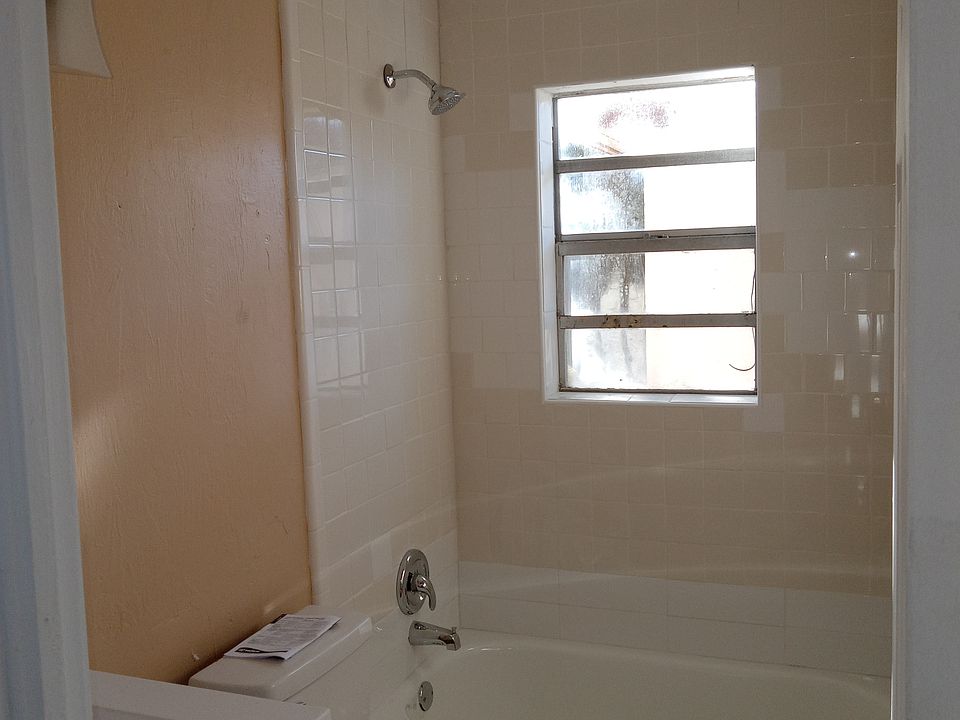1st image of 1348 Woodward Ave