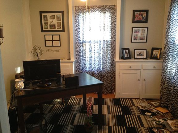Den or bedroom ,main floor