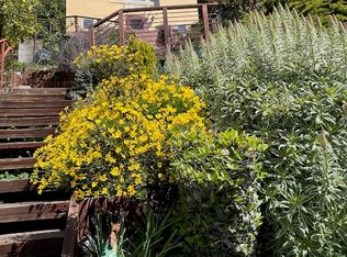 6883 Sobrante Rd #5, Oakland, CA 94611