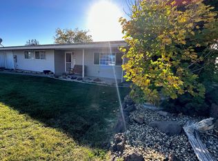 10464 McGuire Ave, Klamath Falls, OR 97603