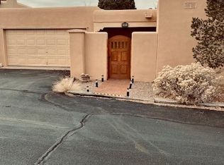 2862 Plaza Verde, Santa Fe, NM 87507
