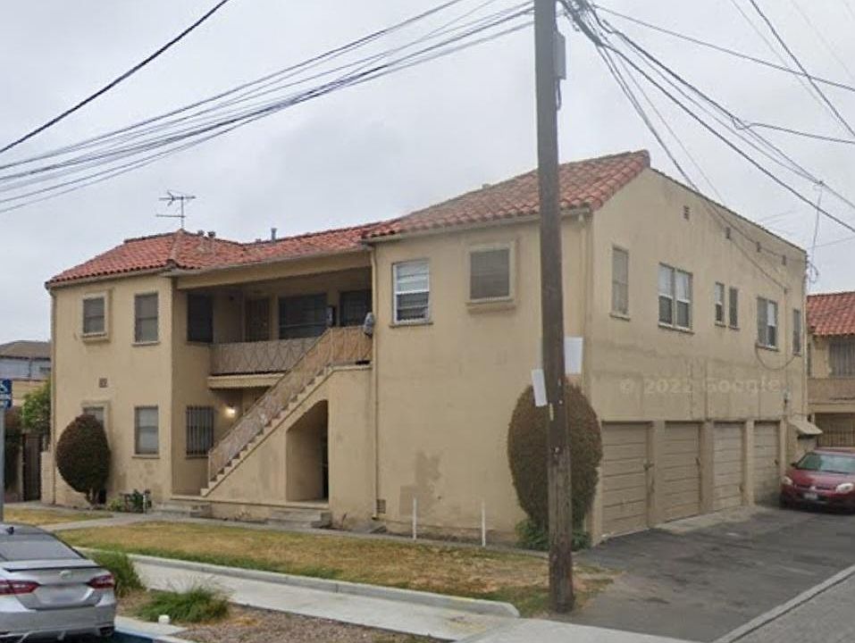 1st image of 954 W 71st St #954