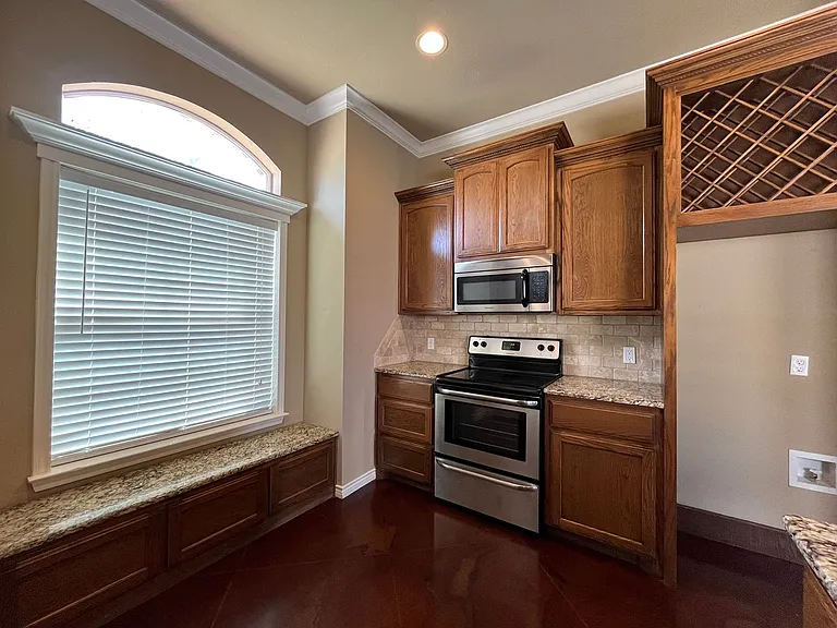 3005 Stallion Dr — Photo 4