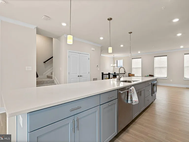 7638 Quartzite Ln — Photo 9