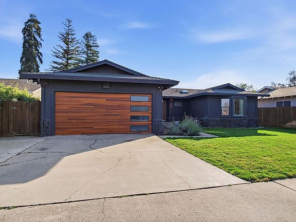 2nd image of 680 Sherri Way