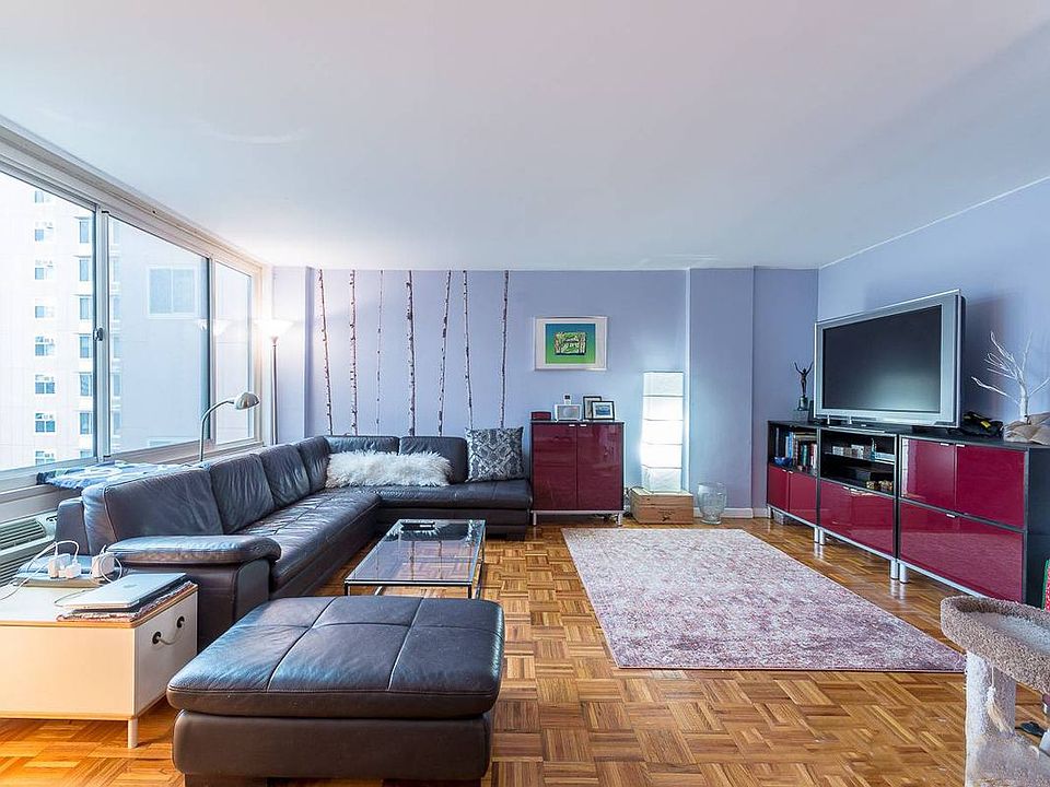 1st image of 206 E 87th St #4F