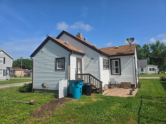 4th image of 441 W Ave E