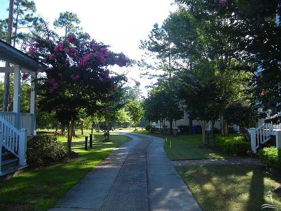 2nd image of 512 Woodsong Ln