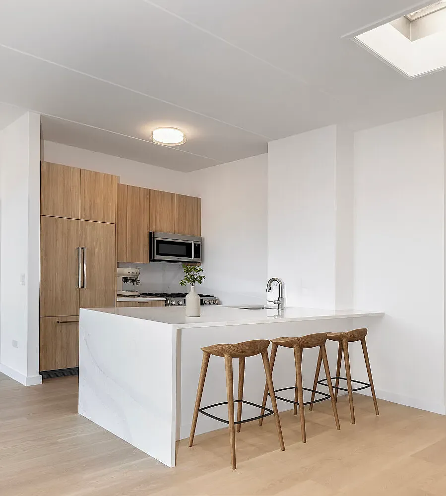 301 Elizabeth Street — Photo 3