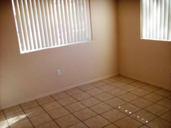 4th image of 3580 W Lost Village Ln
