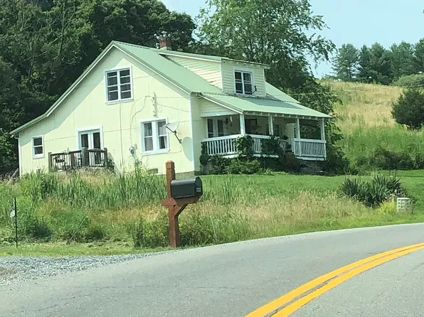 2344 Christiansburg Pike Ne ,, Floyd, VA 24091