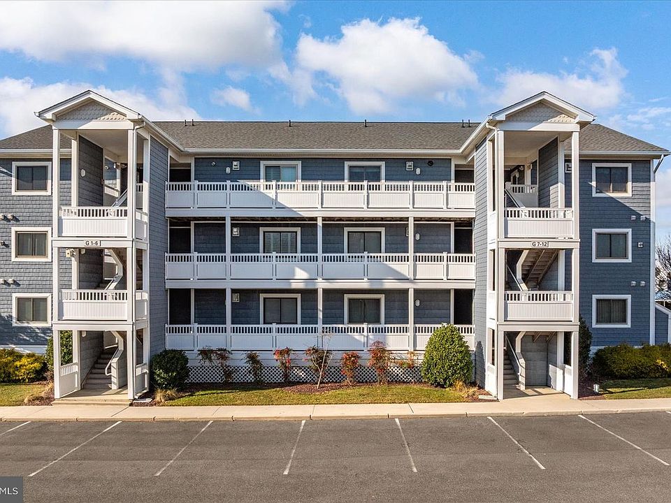 1st image of 201 S Heron Dr #9G7