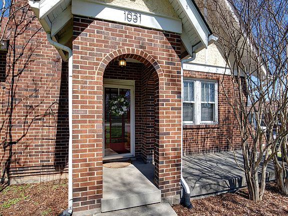 4th image of 1031 Maynor Ave