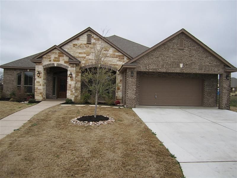1st image of 1912 Deerfield Dr
