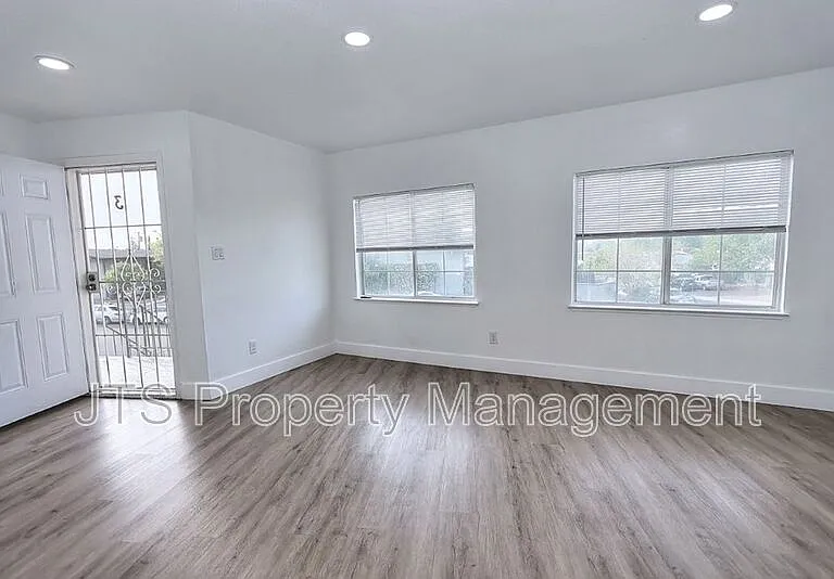 10524 Croetto Way #3 — Photo 7