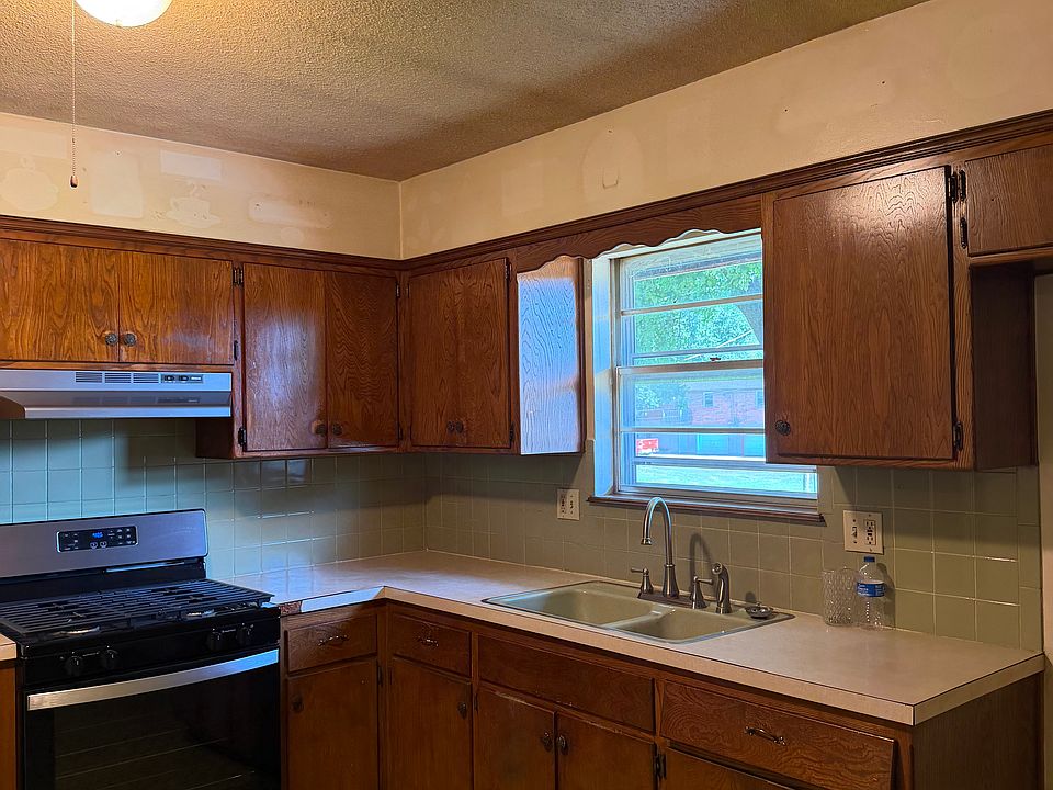 1st image of 7253 Richland Ave #0